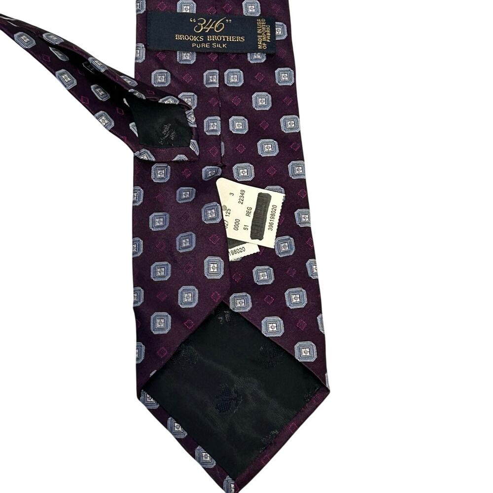 NWT 346 Brooks Brother purple silk tie geometric medallion jacquard pattern
